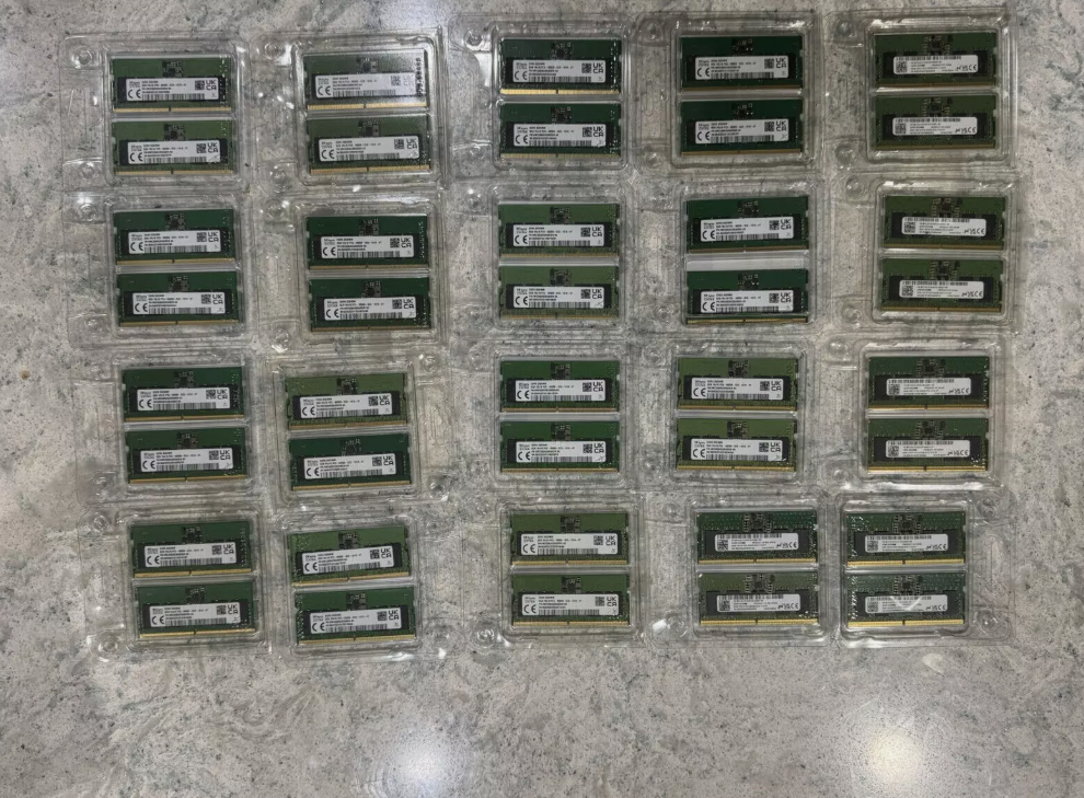 Hynix 16GB (2x8GB)